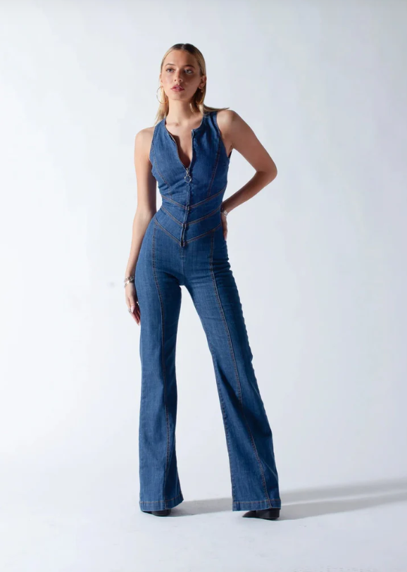 OLIVIA | RYGGLØS HJERTE DENIM JUMPSUIT