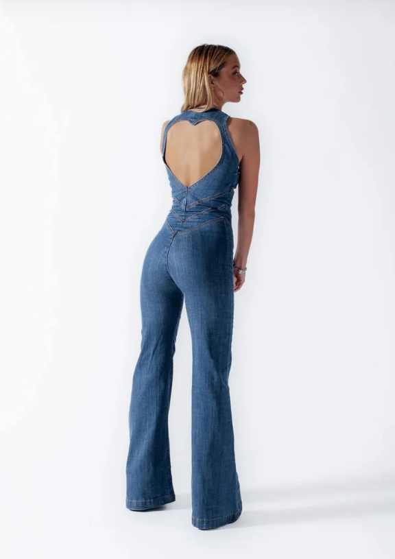 OLIVIA | RYGGLØS HJERTE DENIM JUMPSUIT