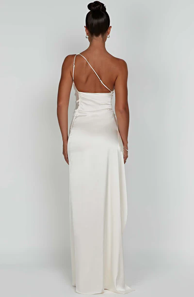 ZELMA | CHIC HIGH SPLIT MAXI DRESS